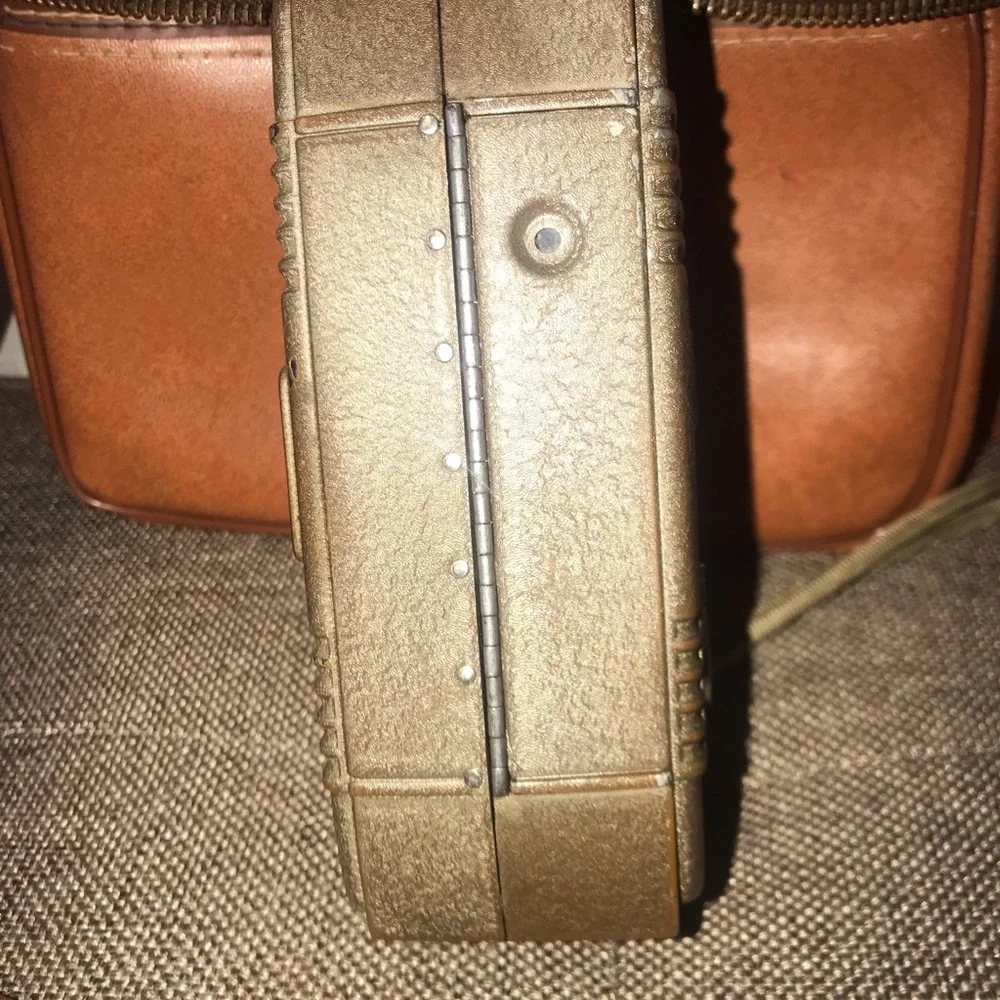 Vintage Revere model “50 8mm Camera - Picture 10 of 13